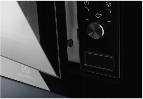 KUCHENKA MIKROFALOWA DO ZABUDOWY ELECTROLUX LMS2203EMK 20 L