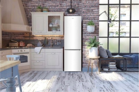LODÓWKA GORENJE RK4162PW4 230 L, Oświetlenie LED, Szuflada Crisp Zone LODÓWKA GORENJE RK4162PW4 230 L, Oświetlenie LED, Szuflada Crisp Zone
