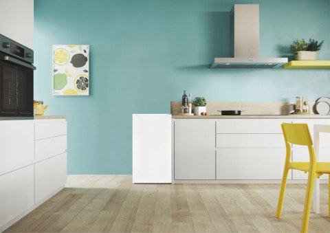CHŁODZIARKA BEKO LS9052WN 88 L Oświetlenie LED CHŁODZIARKA BEKO LS9052WN 88 L Oświetlenie LED