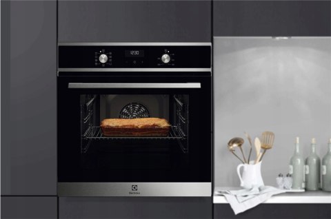 PIEKARNIK DO ZABUDOWY ELECTROLUX EOF5F50BX 65 L Kataliza, Aqua Clean, Grill