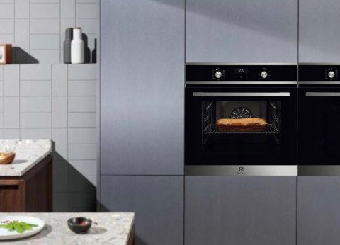 PIEKARNIK DO ZABUDOWY ELECTROLUX EOF5F50BX 65 L Kataliza, Aqua Clean, Grill