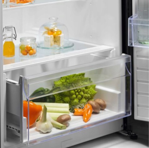 LODÓWKA ELECTROLUX LRS3DE39U 396 L Funkcja Action Cool, Oświetlenie LED LODÓWKA ELECTROLUX LRS3DE39U 396 L Funkcja Action Cool, Oświetlenie LED