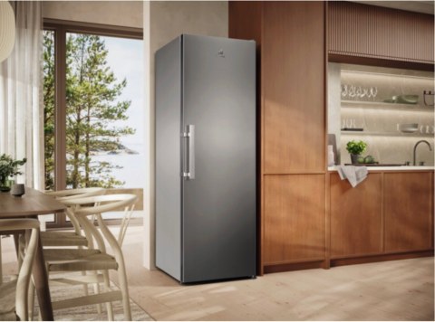 LODÓWKA ELECTROLUX LRT7ME39X 390 L Action Cool, Oświetlenie LED, Multi Flow LODÓWKA ELECTROLUX LRT7ME39X 390 L Action Cool, Oświetlenie LED, Multi Flow