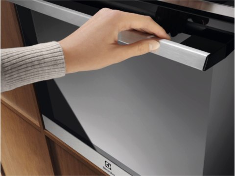PIEKARNIK DO ZABUDOWY ELECTROLUX EOE8P38X 72 L Pyroliza, Grill PIEKARNIK DO ZABUDOWY ELECTROLUX EOE8P38X 72 L Pyroliza, Grill