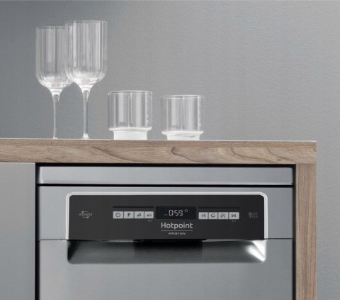 ZMYWARKA HOTPOINT HSFO 3T223 WC X 9 L 10 kpl Koszyk na sztućce, Inwerter