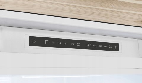 LODÓWKA DO ZABUDOWY AMICA BK3045.4 NF(E) 244 L Total No Frost, Fresh Zone