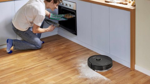 ROBOT SPRZĄTAJĄCY ROBOROCK Q5 PRO Czarny, Funkcja mopowania, Wi-Fi